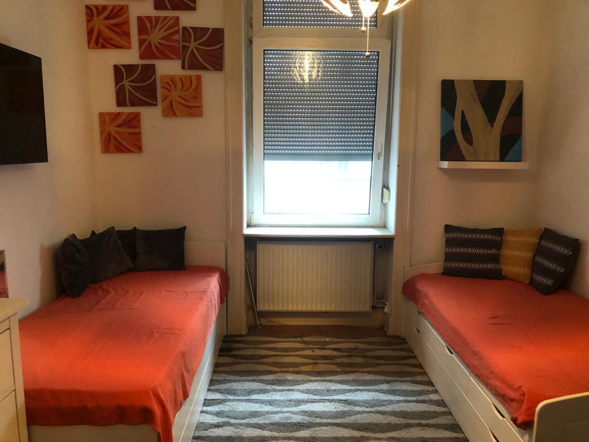 Wiesbaden Mitte Extérieur photo